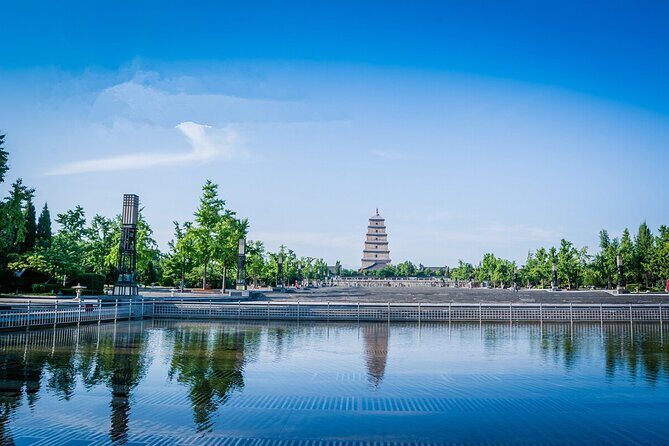 Xi'an Big Wild Goose Pagoda: 2-hour Small Group Walking Tour - Key Points