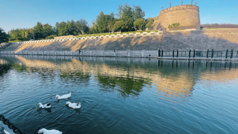 xian-city-wall-moat-smart-boat-tour