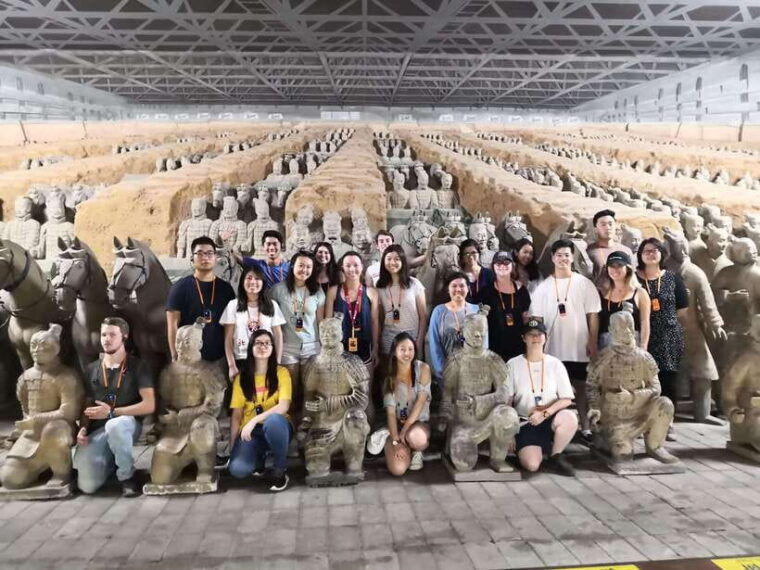 xian-english-guided-terracotta-army-group-tour