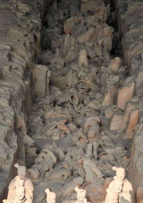 xian-guided-tour-terracotta-warriors-armyhauqing-palace
