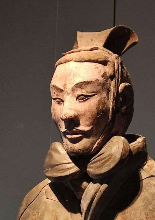 xian-guided-tour-terracotta-warriors-armyhauqing-palace
