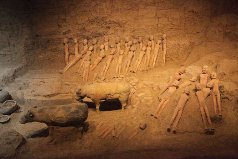 xian-han-yang-ling-tomb-archaeology-tour-with-options