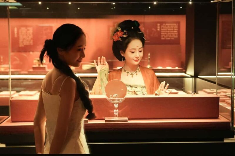 Xian: Hanfu Costume Experience & Ancient-Modern Photoshoot - Who Will Love This Experience?