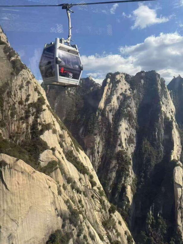 xian-hua-shan-mountain-private-day-tour