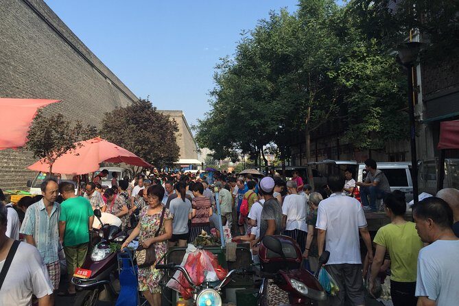 Xi'an Morning Walking and Foodie Tour - Key Points