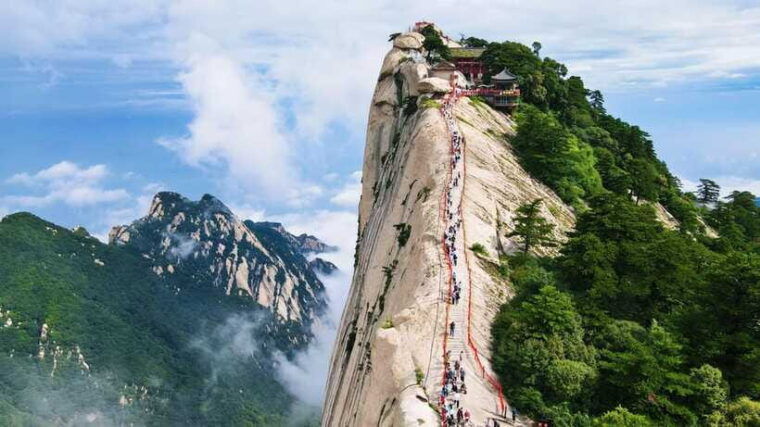 xian-mt-huashan-private-guided-tour-with-cable-car-ride