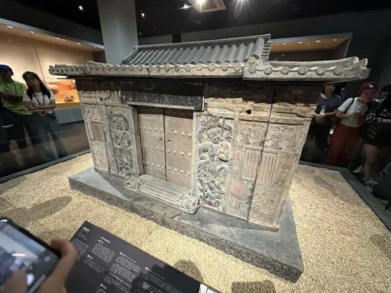 Xi'an: Museum Tour with Transfers and Guide - An In-depth Look at the Xian Museum Tour