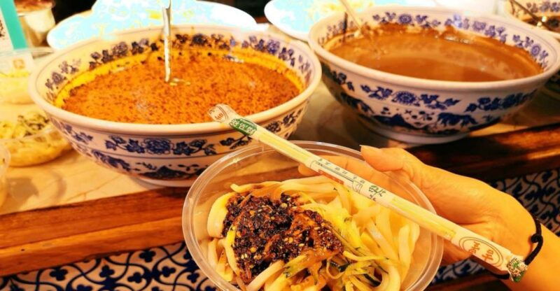 xian-muslim-quarter-night-market-foodie-walking-tour
