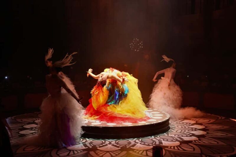 Xi'an: Royal Cultural Dinner Show  WuHuangShengYan - What to Expect at WuHuangShengYan