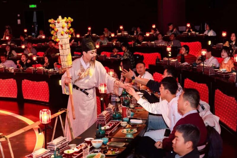 Xi'an: Tang Dynasty Dinner Show with Hanfu Costume - A Closer Look at the Tang Dynasty Dinner Show