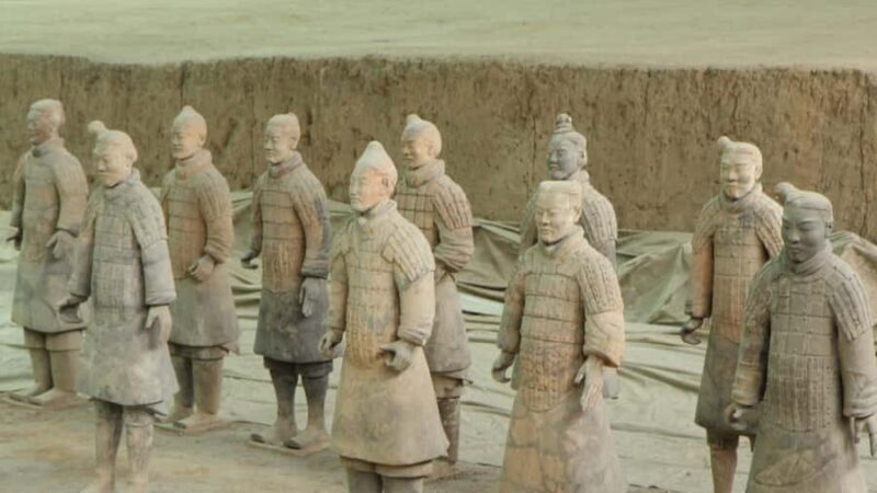 Xi'an: Terracotta Army and Big Goose Pagoda Tour with Lunch - An In-Depth Look at the Experience