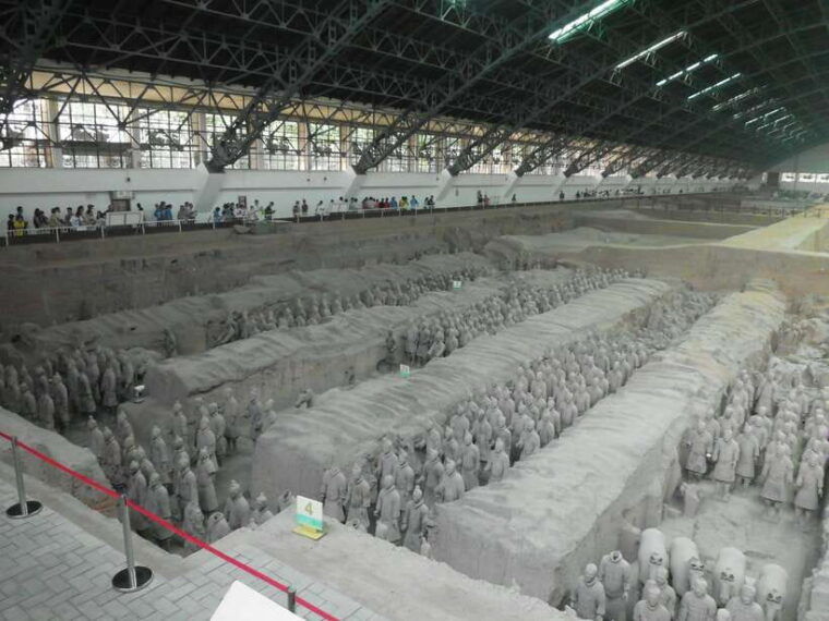 xian-terracotta-army-big-goose-pagoda-city-wall