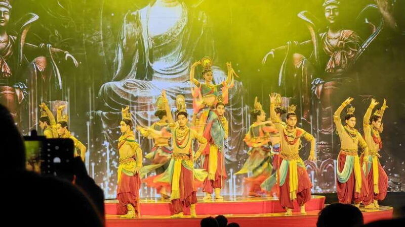 xian-terracotta-army-dumpling-dinner-tang-dynasty-show