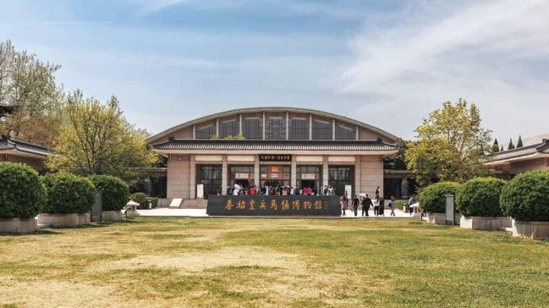 Xi'an: Terracotta Army & Huaqing Palace Tour with Lunch - Who Should Consider This Tour?