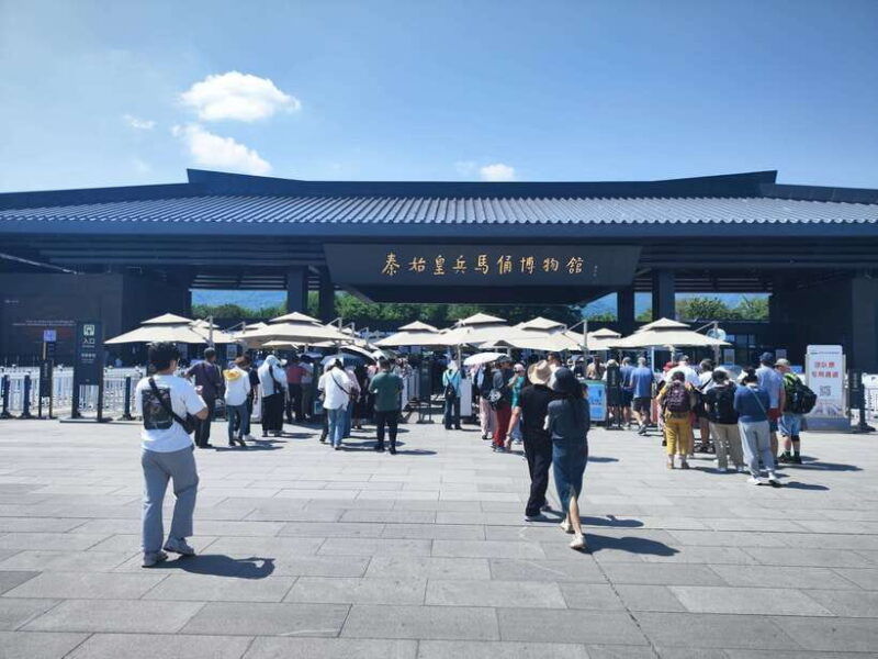 xian-terracotta-army-museum-group-day-tour