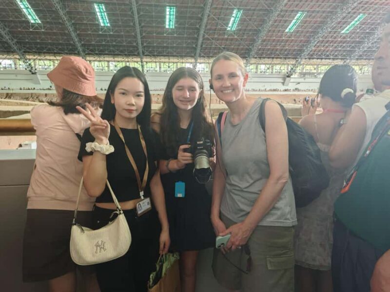 Xi'an: Terracotta Warriors All-Inclusive Bus Tour with Lunch - Practical Considerations