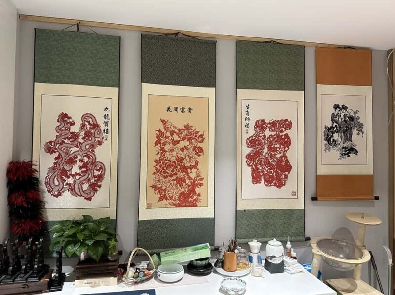 Xian: Terracotta Warriors & Paper-Cutting Private Tour - What to Expect During the Day