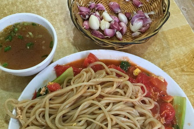 Xi'an Vegetarian Food Tour - Exploring Xians Landmarks and Culinary Heart