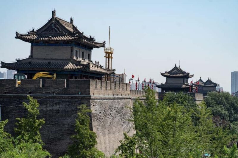 XianCity Wall Multi-Entry or Night Food Tour with Show - Practical Details and Considerations