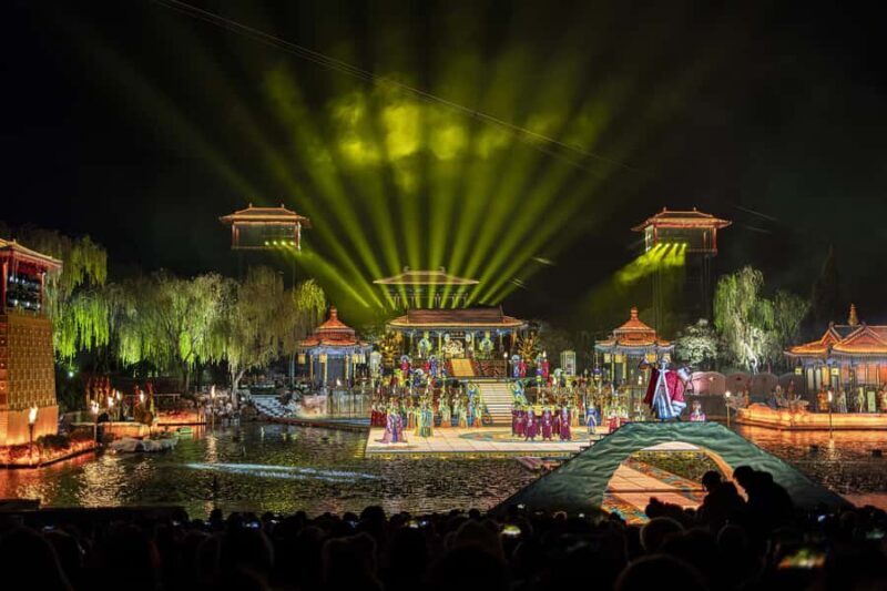 Xi'an:Terracotta Army,Huaqing Palace&Famous Performances - Who Will Love This Tour?