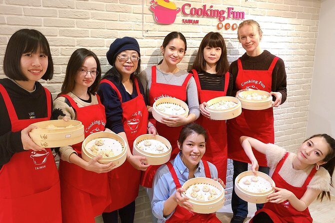 Xiao Long Bao, Chicken vermicelli with mushroom and sesame oil, Tofu strips salad, Bubble milk tea. Taiwan Traditional Delicacies Experience-A (Taipei Cooking Class) - Key Points: