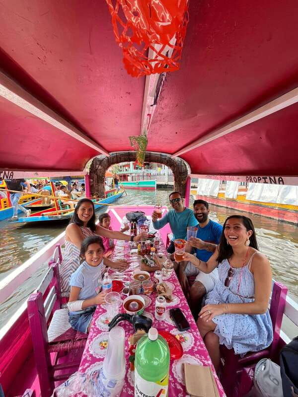 xochimilco-traditional-boat-tour-culture-and-fun