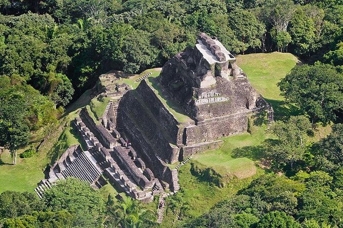xunantunich-half-day-tour-from-placencia-with-lunch