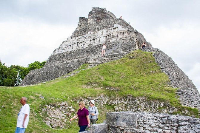 xunantunich-half-day-tour-from-placencia-with-lunch