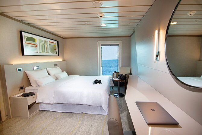 yacht-la-pinta-origin-of-species-adventure-mon-fri
