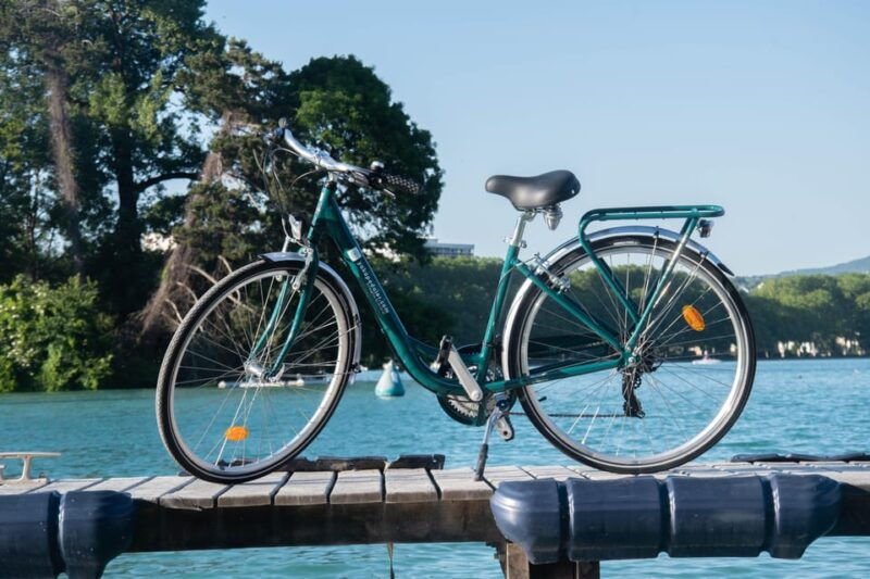 yakapedaler-scenic-rent-a-bike-tour-of-lake-annecy
