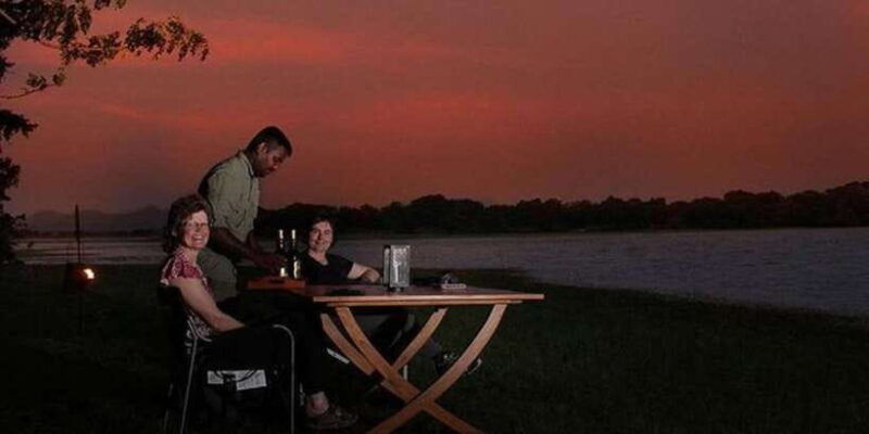 yala-sunset-tour-by-boat-beach-bbq-dinner