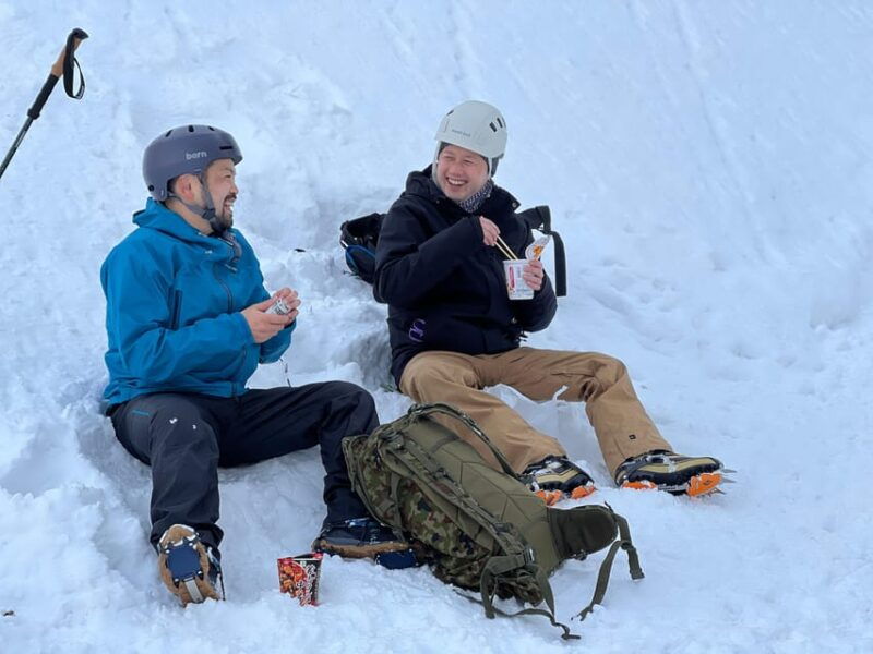 yamagata-icefall-ice-monster-snow-trekking-with-local-guide
