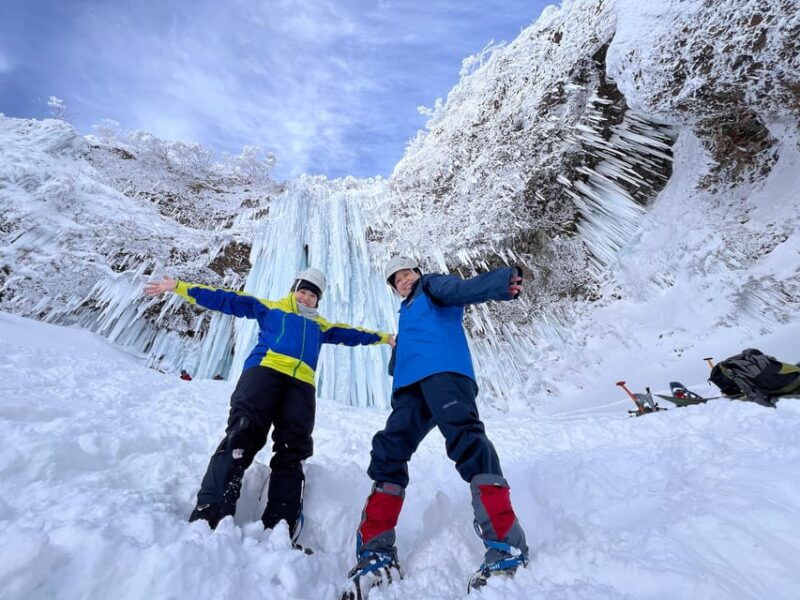 yamagata-icefall-ice-monster-snow-trekking-with-local-guide
