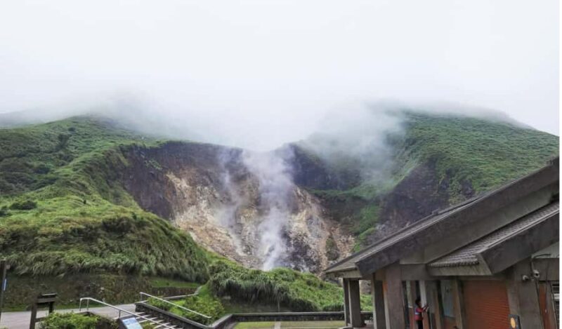 Yangmingshan & Beitou Geothermal Wonders Day Tour - A Deep Dive into the Tour Experience