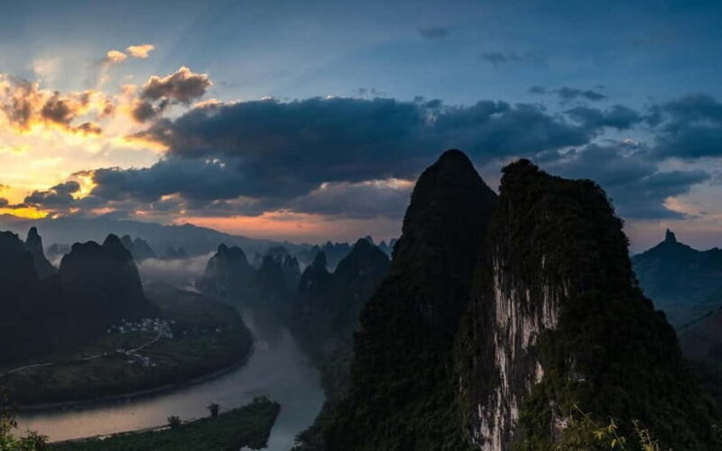 Yangshuo: Xianggong Mountain Sunrise & Bamboo Rafting Tour - Key Points