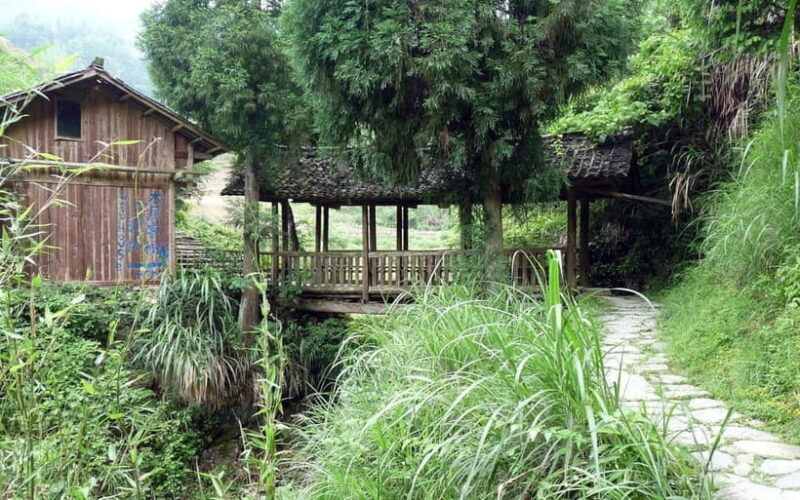 Yangshuo: Xianggong Mountain Sunrise & Bamboo Rafting Tour - Languages and Payment