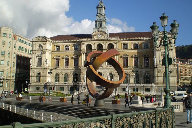 year-of-love-in-bilbao-quest-experience