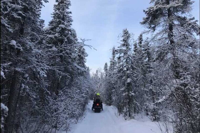 yellowknife-backcountry-snowmobile-tour-with-winter-gear