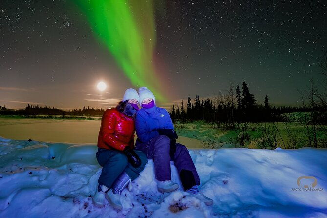 yellowknife-private-northern-lights-tour-with-transportation
