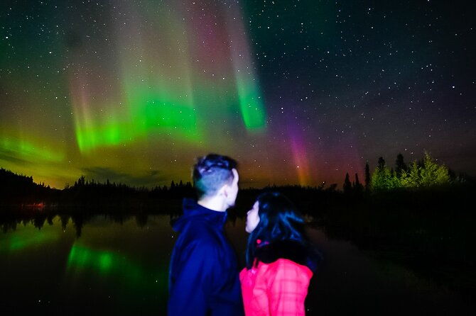 yellowknife-private-northern-lights-tour-with-transportation