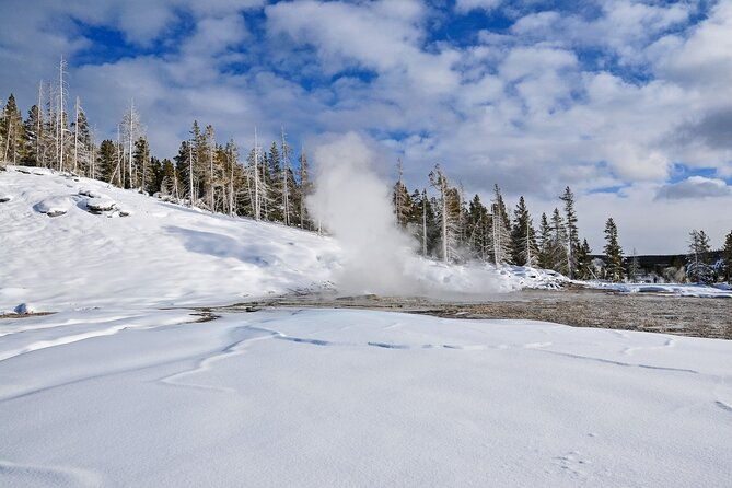 yellowstone-grand-teton-utah-mighty-5-winter-tour-small-group-9-day-tour
