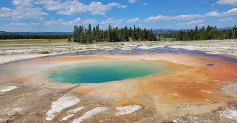 yellowstone-national-park-private-day-tour