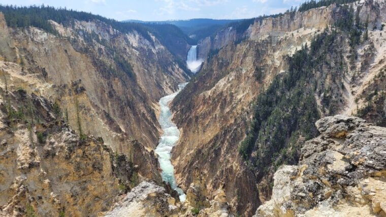 yellowstone-national-park-private-day-tour