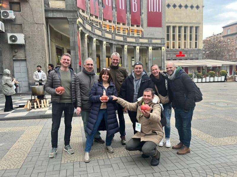 Yerevan: Highlights and Culture Walking Tour with tastings - The Guides and the Storytelling Element