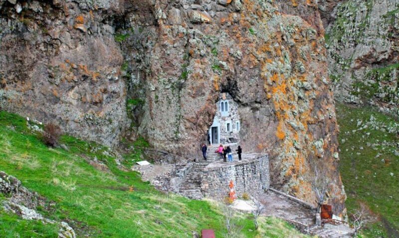 Yerevan: Tsaghkevank Monastery & Mughni Church Private Tour - Yerevan: Tsaghkevank Monastery & Mughni Church Private Tour Review