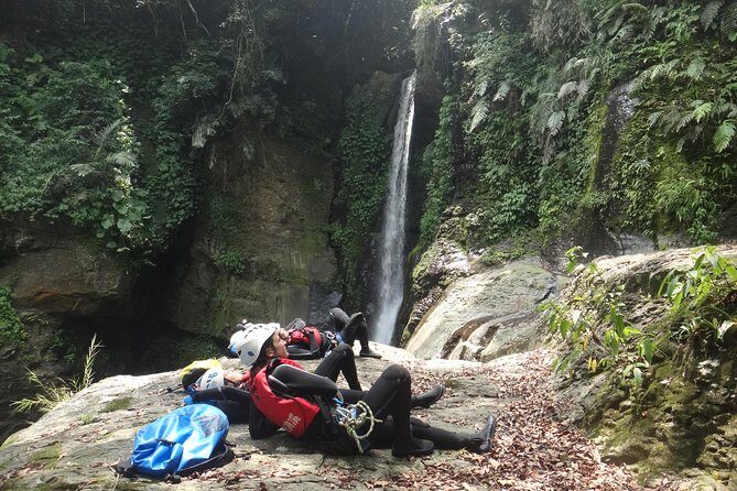 Yi-Hsin creek canyoning in northern Taiwan - Safety and Equipment