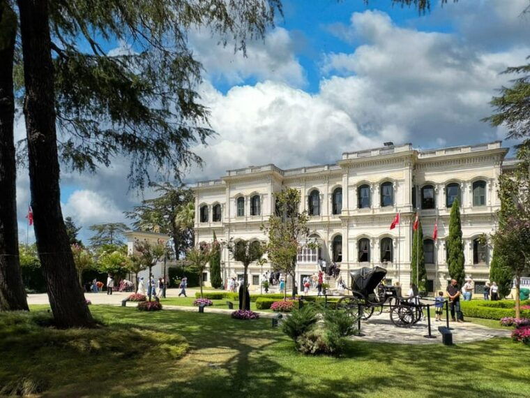 yildiz-palace-park-skip-the-line-entry-with-audio-guide