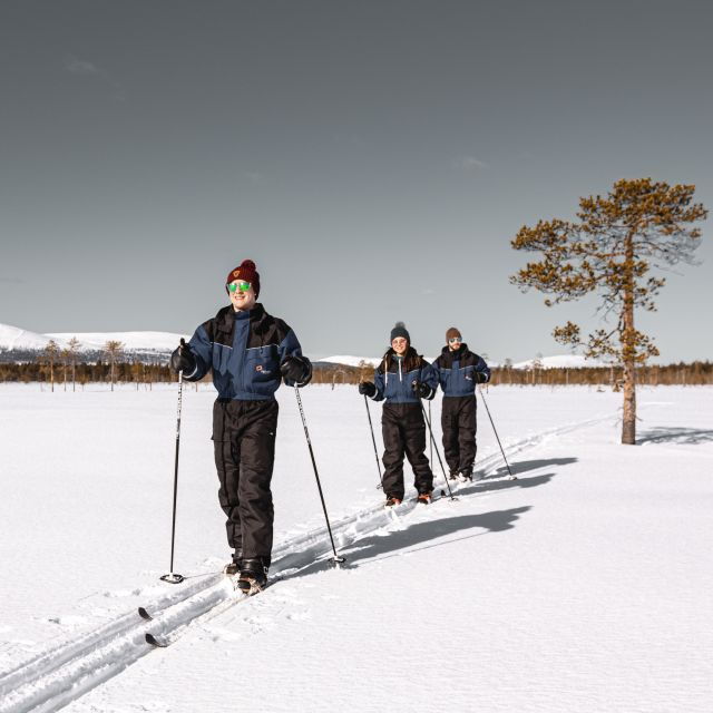 yllas-guided-wilderness-ski-tour-with-outdoor-lunch
