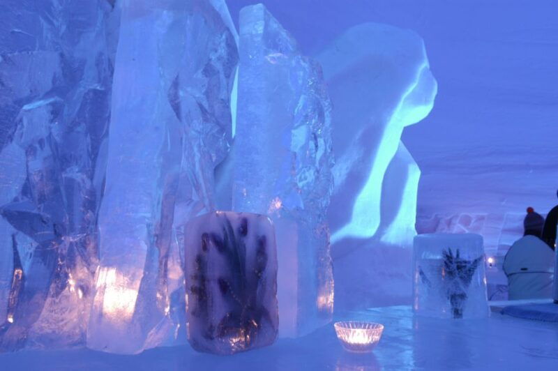 yllas-snowmobile-tour-to-arctic-snow-village-snack