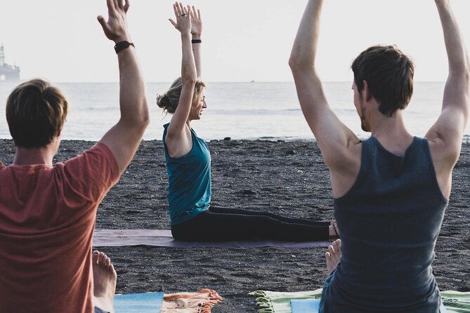 yoga-at-the-beach-in-tenerife